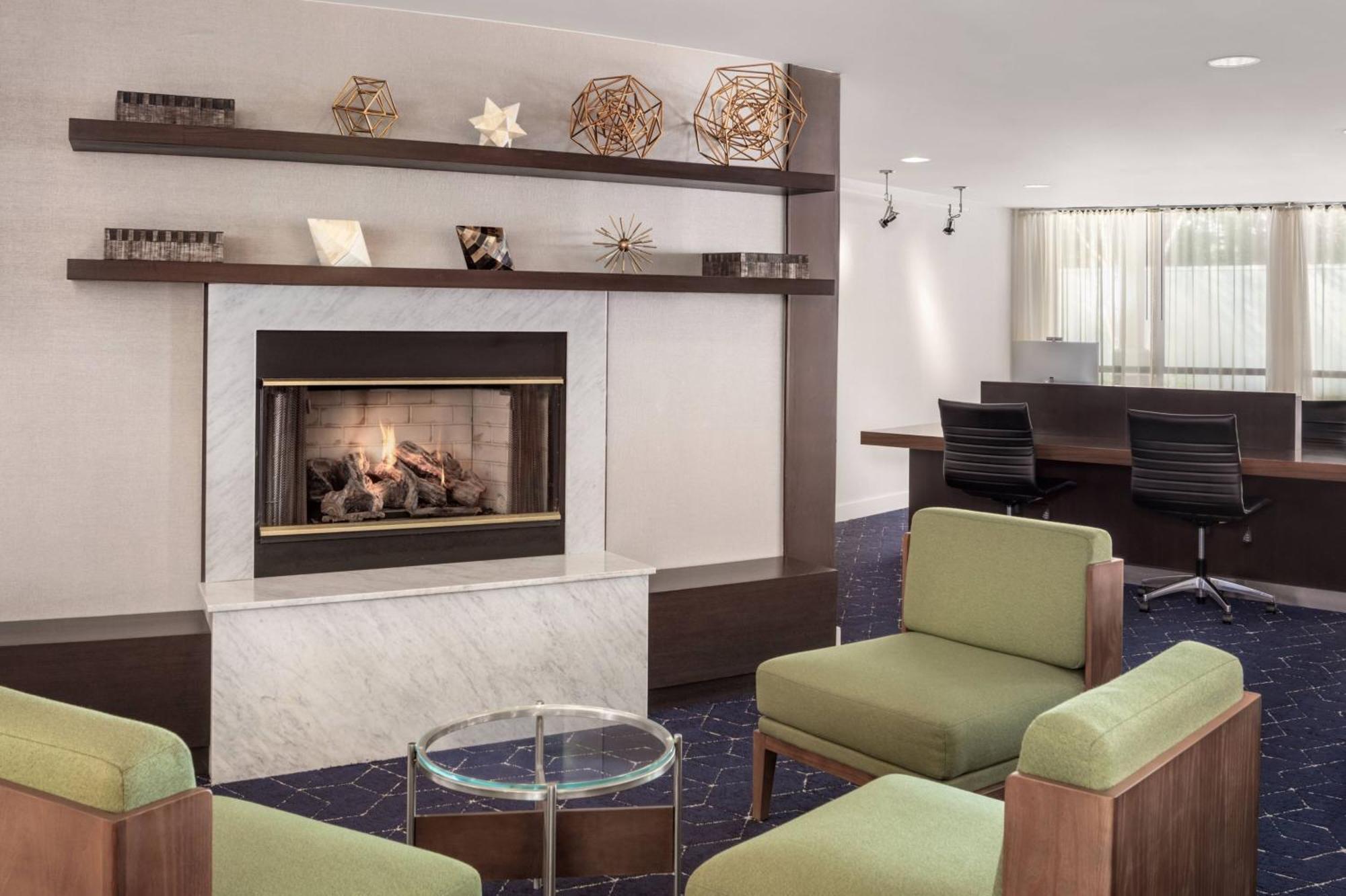 Courtyard Portland Airport Hotel South Portland Ngoại thất bức ảnh